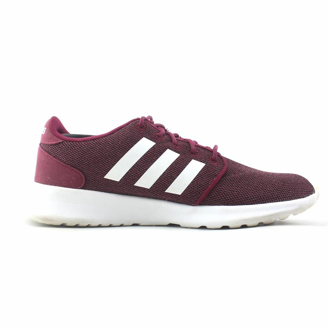 On Running Shoes ADIDAS QT RACER