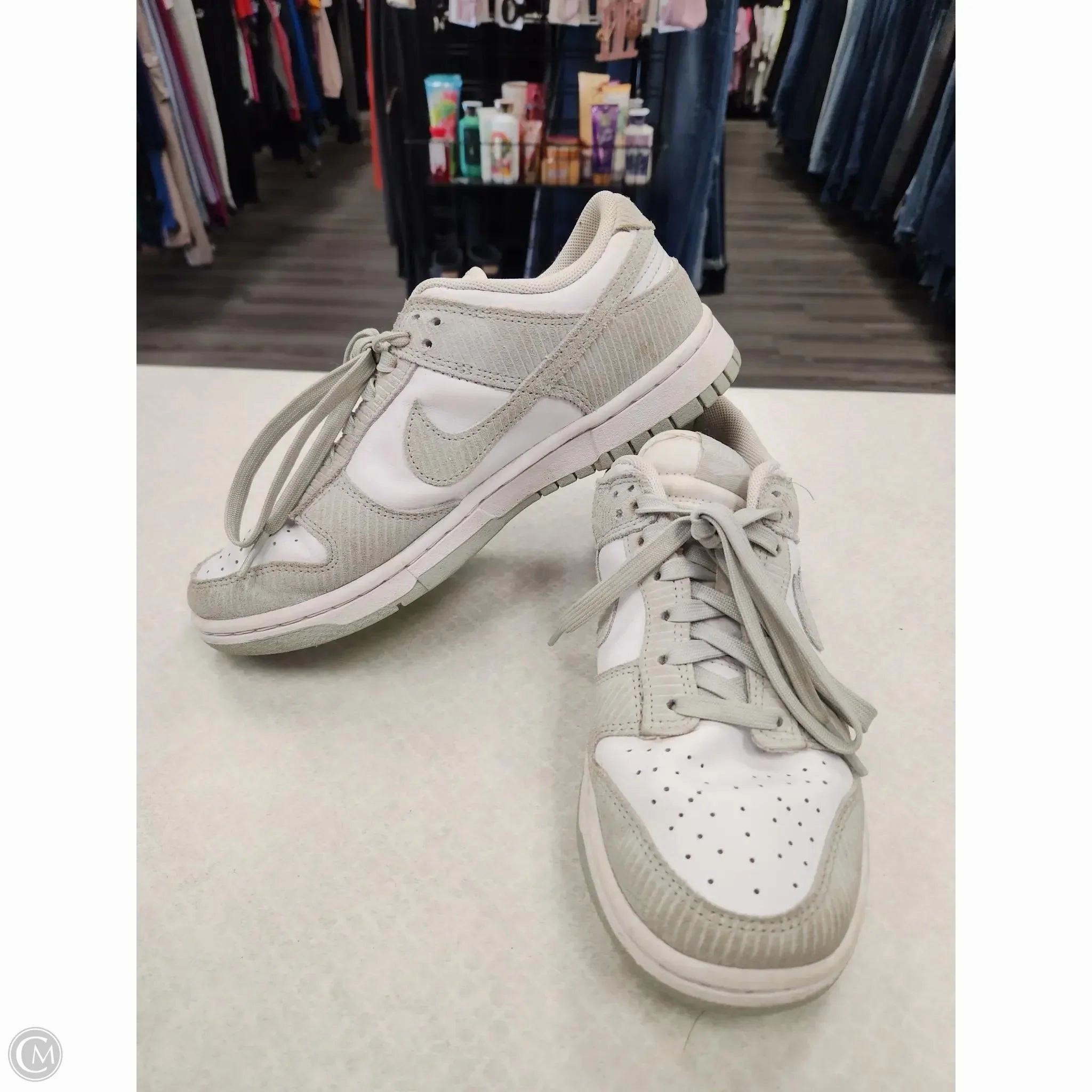 Nike Snakeskin Shoes Shoes Sneakers By Nike In Green & White, Size: 7.5