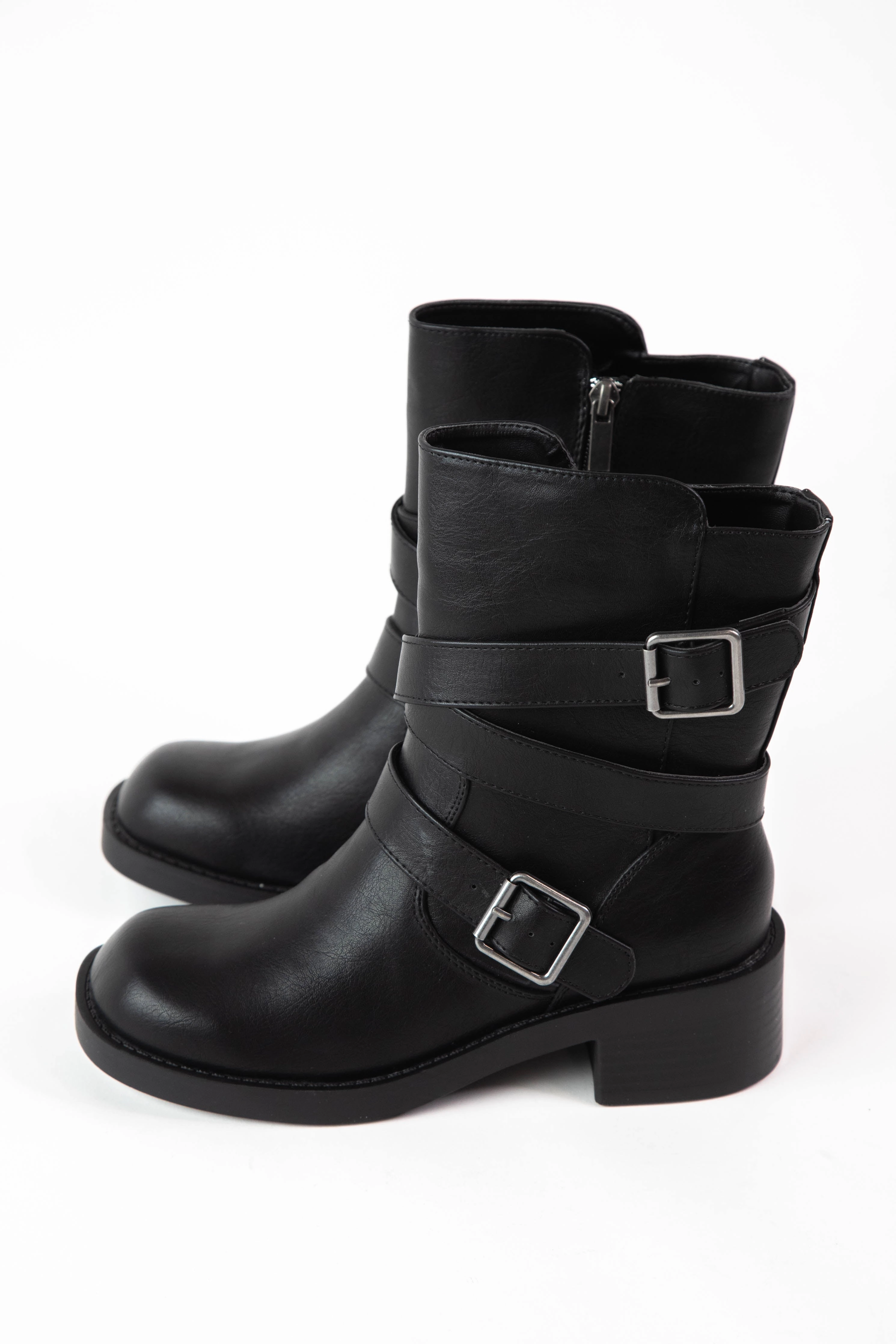 Tacoma Buckle Strap Engineer Boot, Black Dv8 Ankle Boots