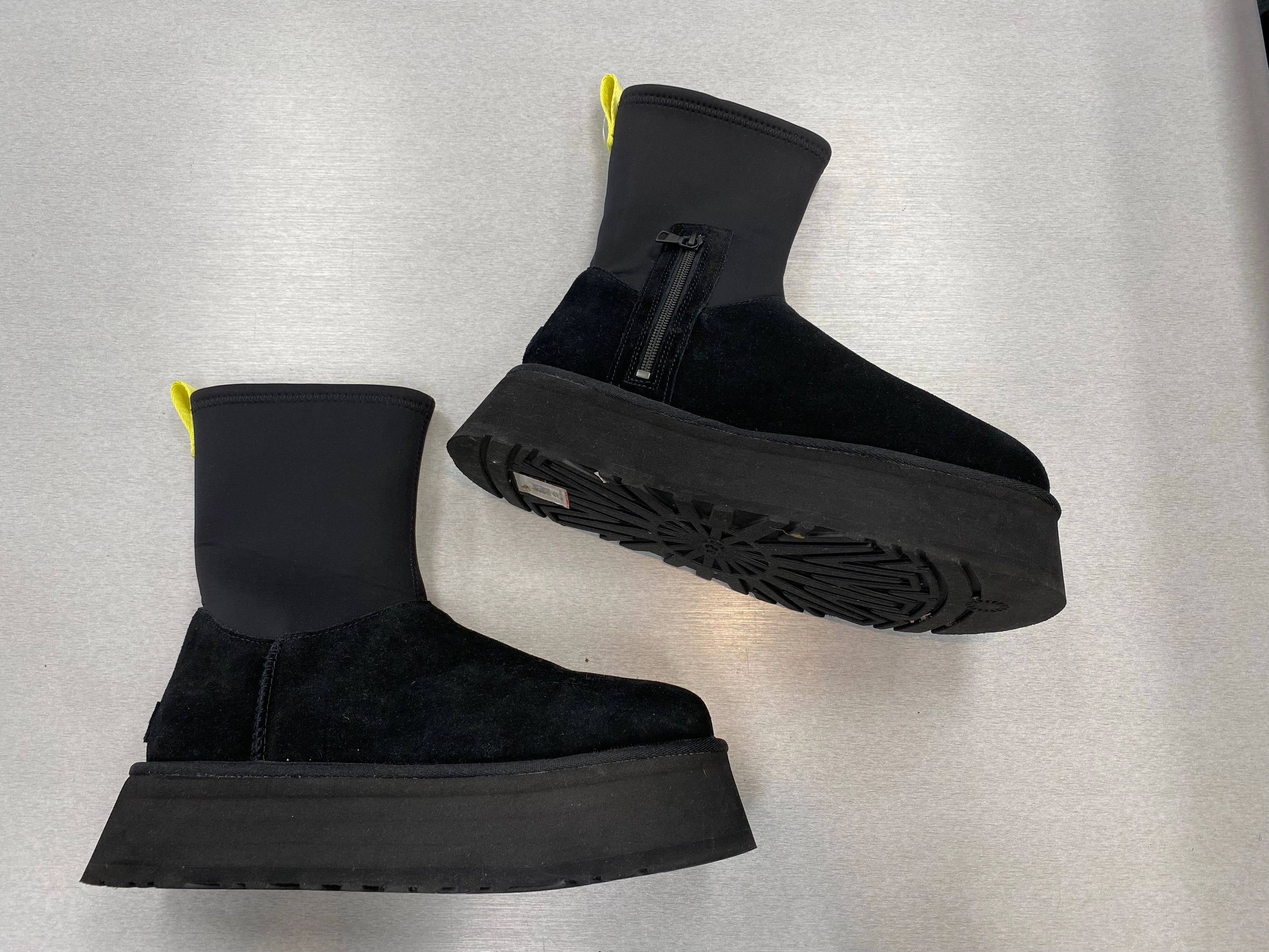 Boots Mid-calf Flats By Ugg In Black, Size: 10 Tie Up Boots