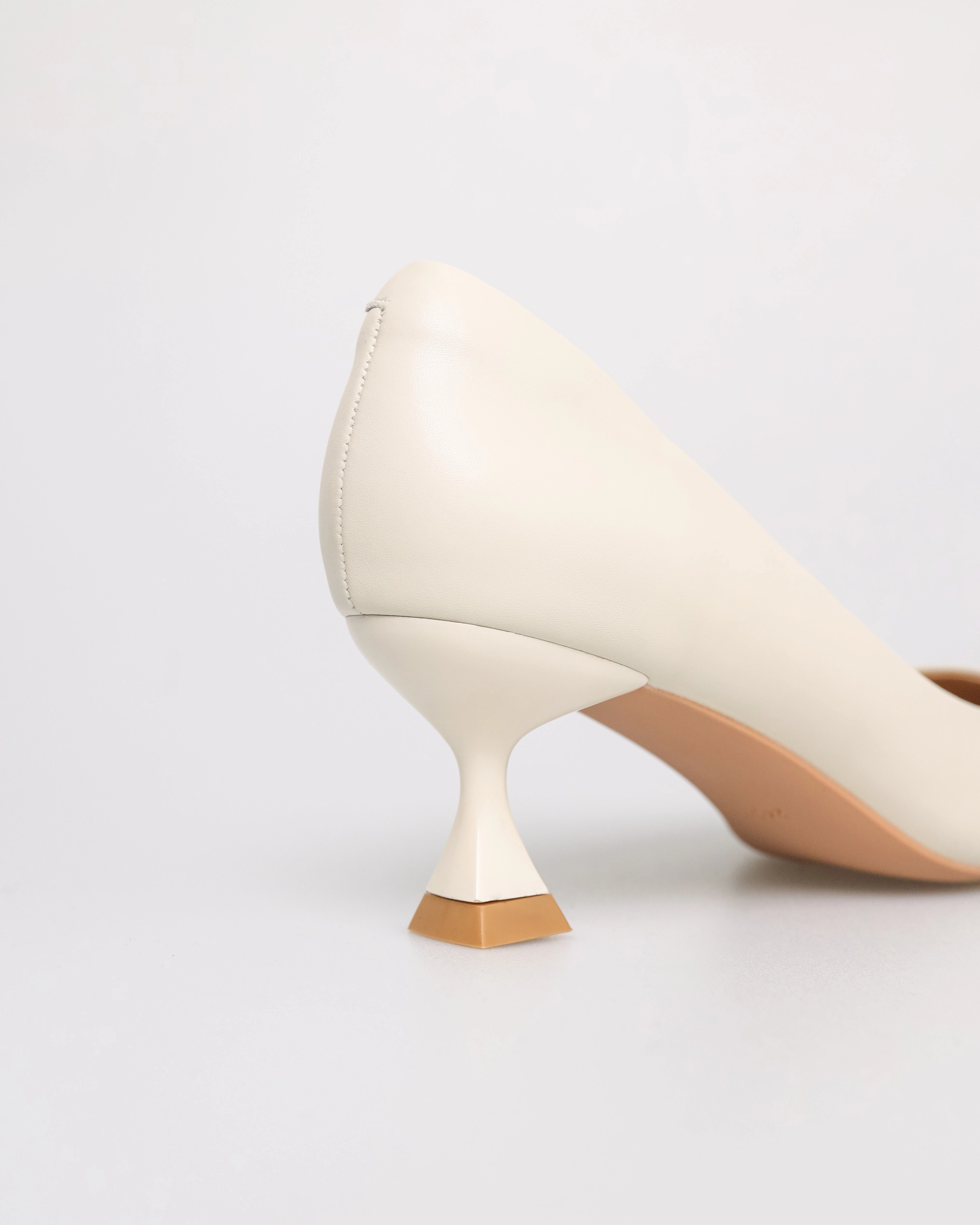 Sara Jay High Heels Tomaz FL070 Ladies Glossy Low Heels