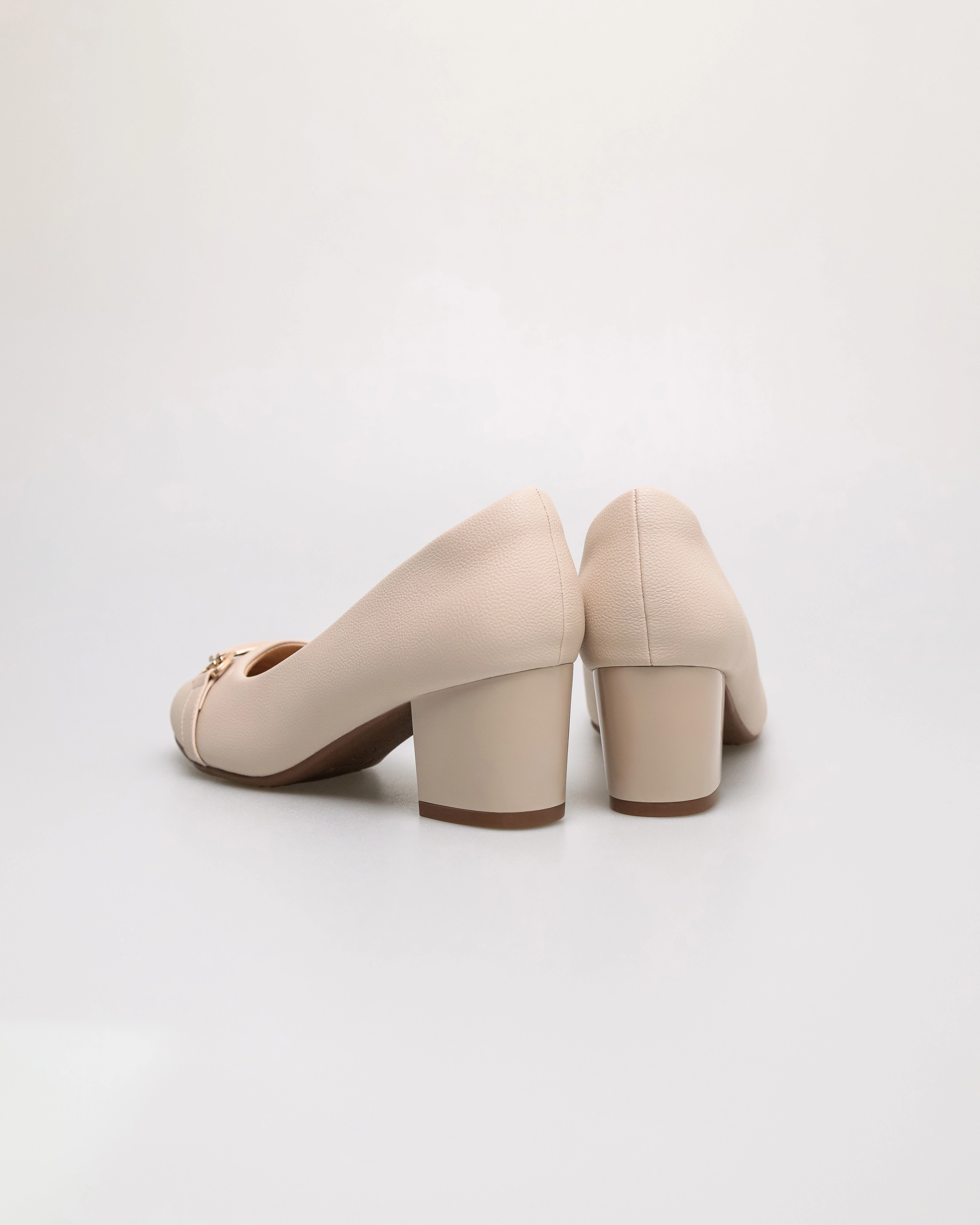 Apt 9 Heels Tomaz NN559 Ladies Gold Cross Heels