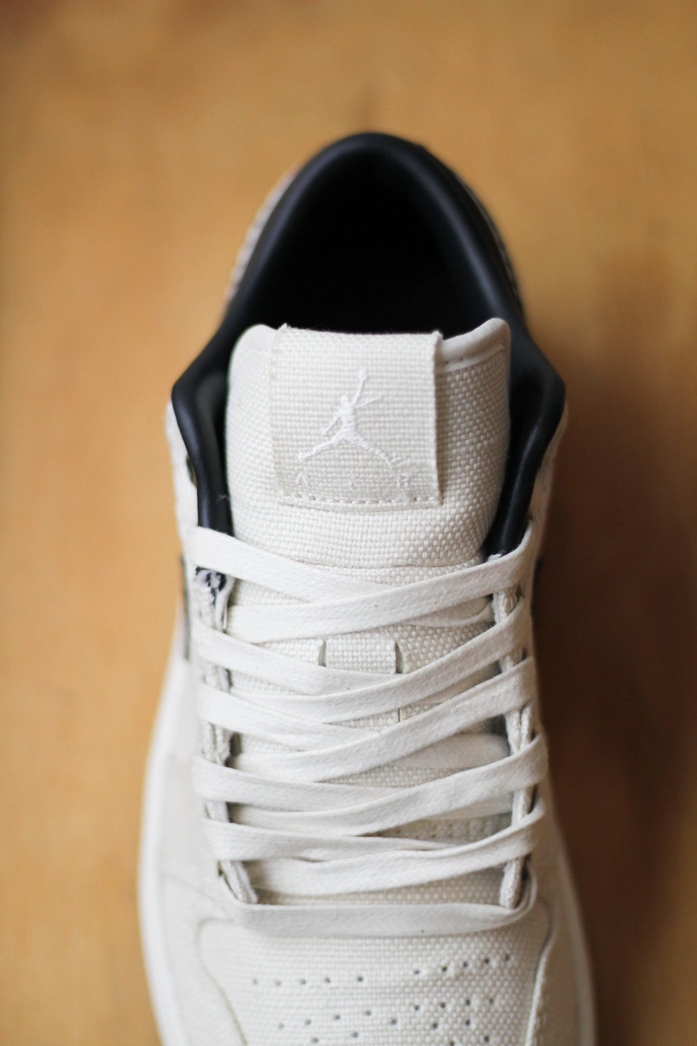 AIR JORDAN LOW PRM "PALE IVORY/BAROQUE BROWN-OFF NOIR" Cool Tennis Shoes Nike