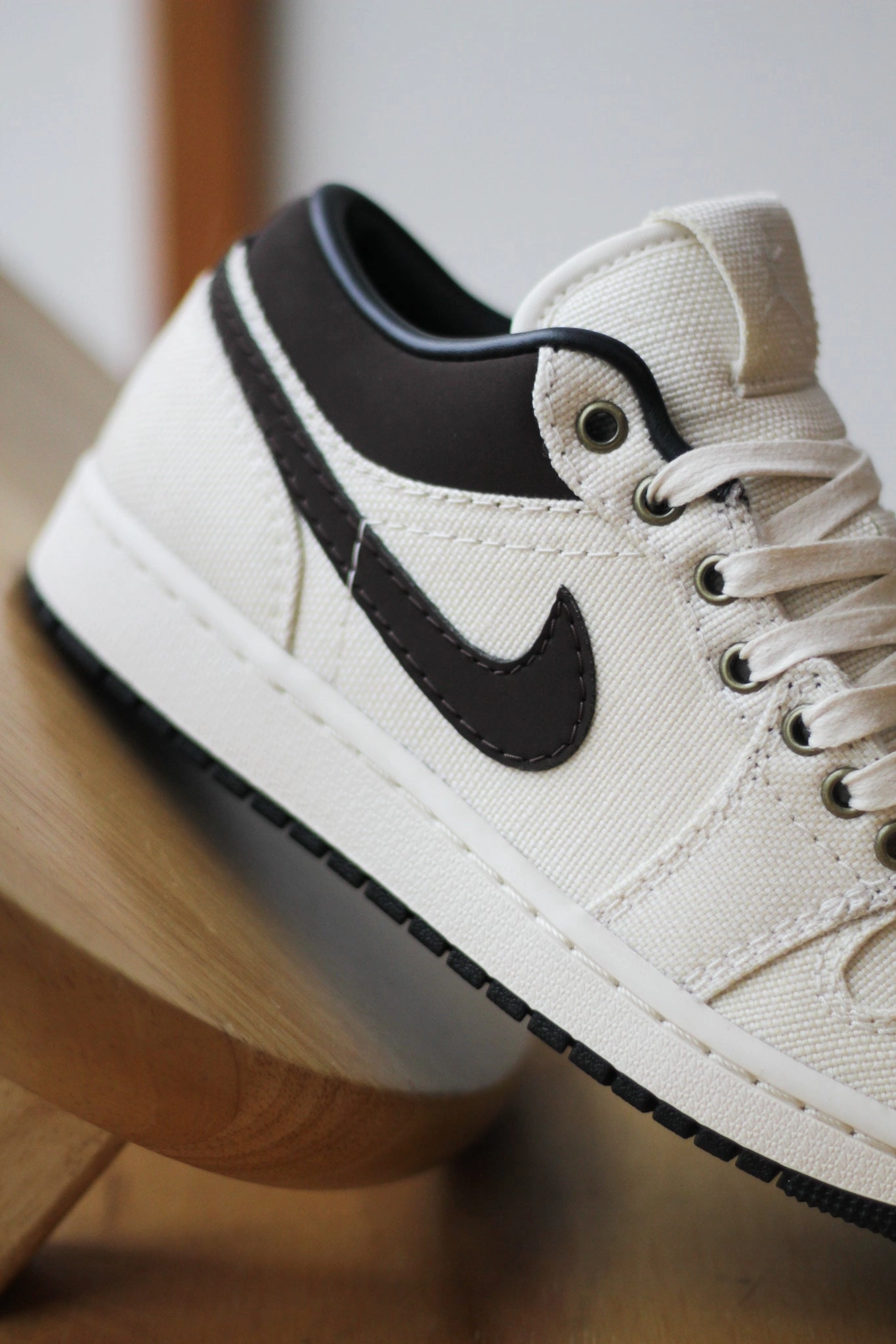 Nike Azalea Golf Shoes AIR JORDAN LOW PRM "PALE IVORY/BAROQUE BROWN-OFF NOIR"