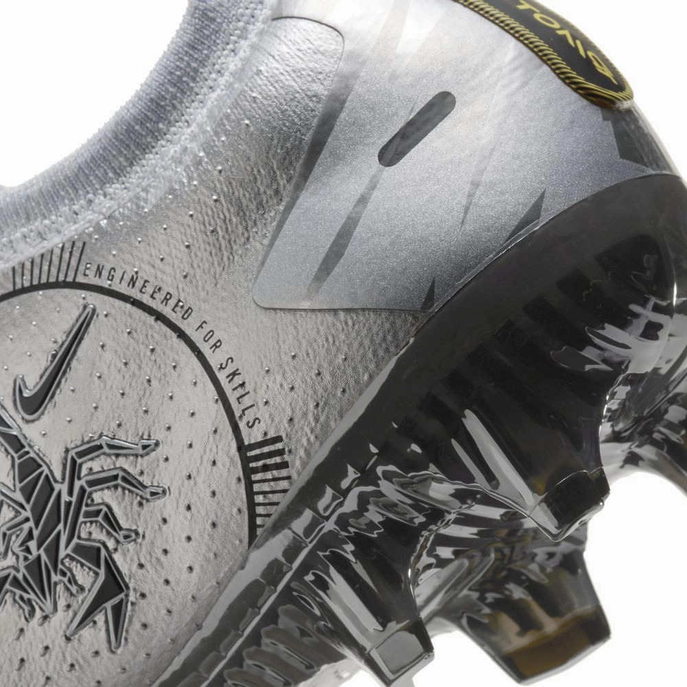 Yoyo Club Soccer Cleats Nike Phantom GT Elite SE FG