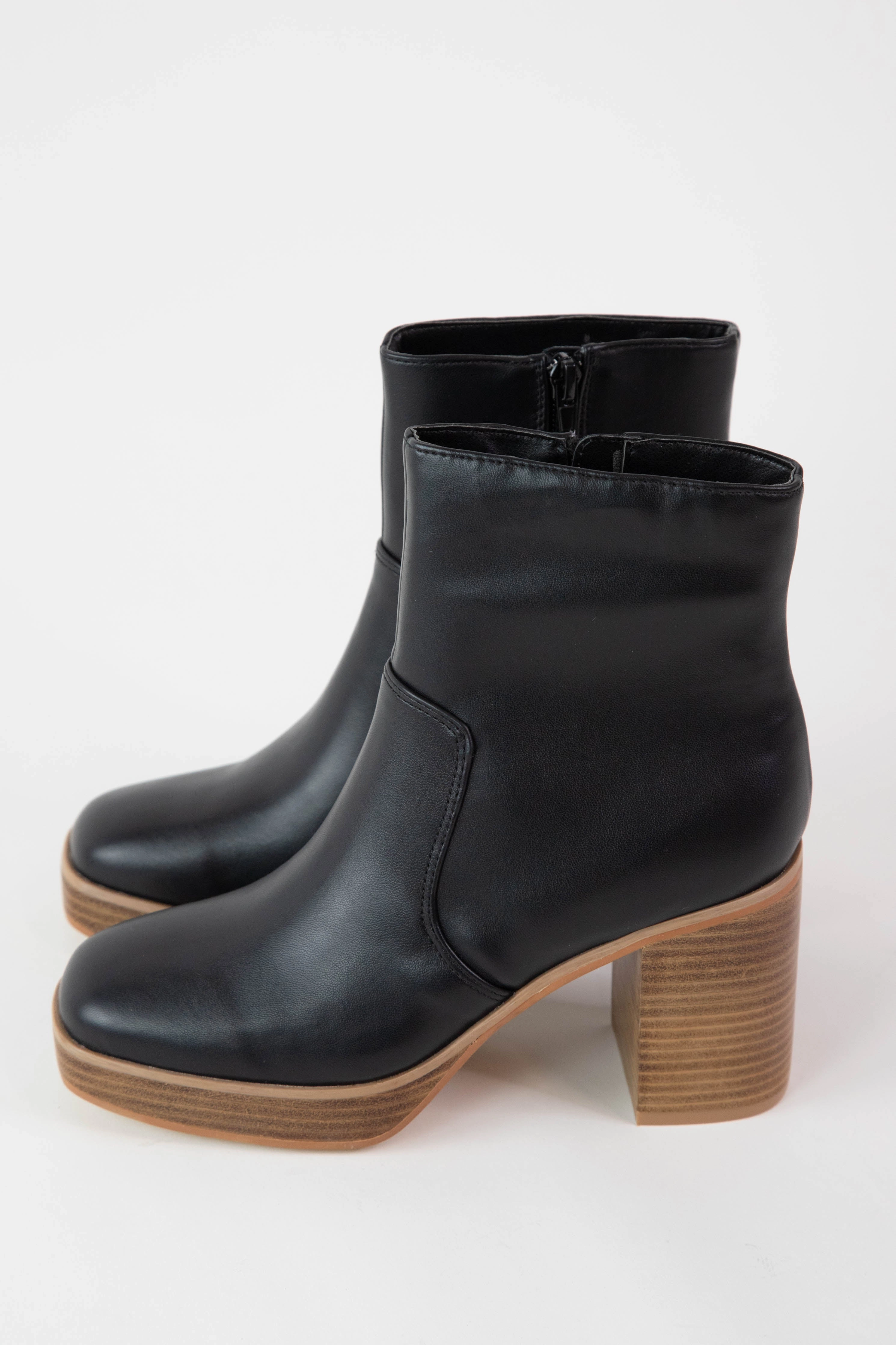 Arch Support Ankle Boots Vernita Faux Leather Ankle Boot, Black | ShuShop