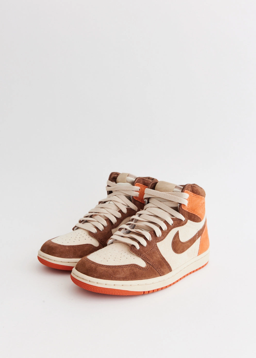 Women's Air Jordan 1 Retro High OG 'Cacao Wow' Sneakers Nike Air Zoom Hyperace Volleyball Shoes