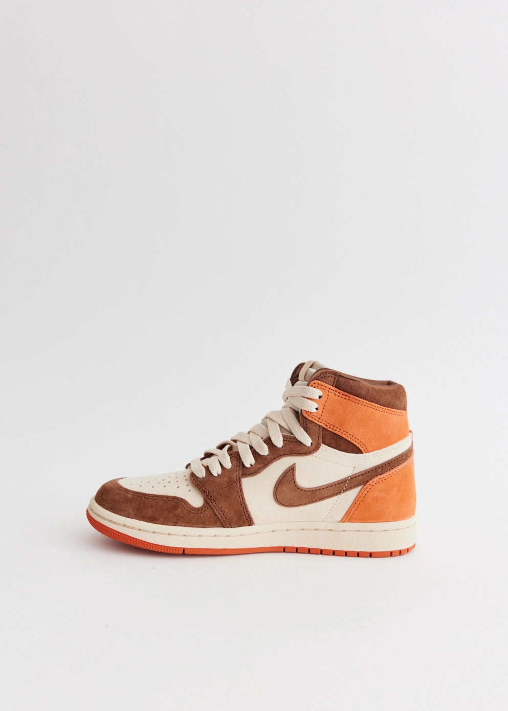 Nike Metcom Shoes Women's Air Jordan 1 Retro High OG 'Cacao Wow' Sneakers