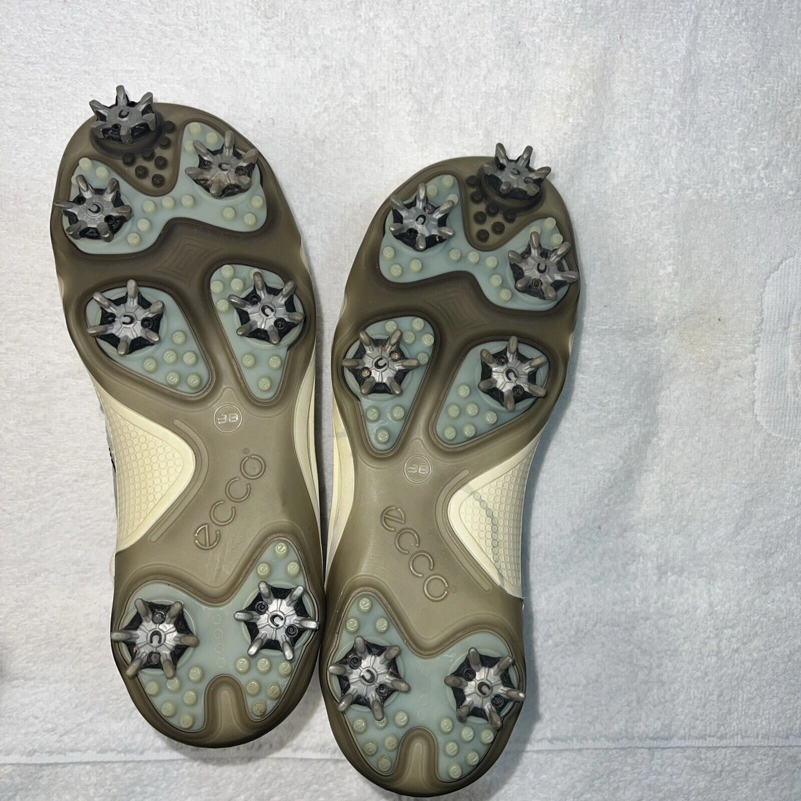 Womens Ecco Spiked Golf Shoe 38EU  White/Silver Gortex Leather La Sportiva Oxygym Climbing Shoe Reviews